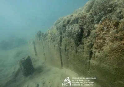 zatopiona rzymska konstrukcja